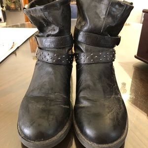 Women’s Boots